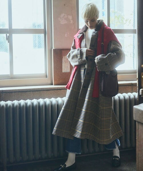 FREAK'S STORE（フリークスストア）の「Wrangler × FREAK'S STORE/ラングラー 別注FLARE DENIM PANTS/別注フレアデニムパンツ（デニムパンツ・レディース・ネイビー/サックスブルー・M/S）」の6枚目の写真