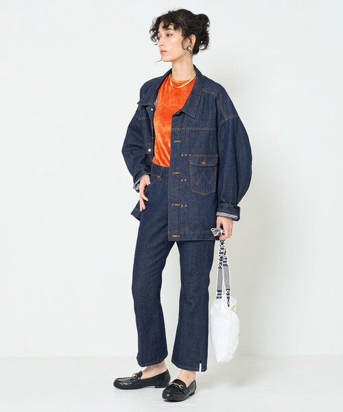 FREAK'S STORE（フリークスストア）の「Wrangler × FREAK'S STORE/ラングラー 別注FLARE DENIM PANTS/別注フレアデニムパンツ（デニムパンツ・レディース・ネイビー/サックスブルー・M/S）」の19枚目の写真