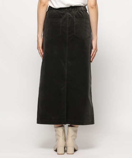 LEPSIM（レプシィム）の「ストレッチコーデュロイスカート　947918（スカート・レディース・チャコールグレー/ブルー/マスタード/グレイッシュベージュ・SMALL/MEDIUM/LARGE）」の17枚目の写真