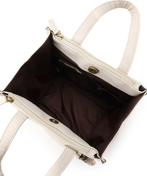 SHOO・LA・RUE（シューラルー）の「◆3層・ポーチ付スクエアトート（トートバッグ・レディース・チャコールグレー/ブラック/ナチュラル/ベージュ/ピンク系/ネイビー/ライトグリーン系・00）」の17枚目の写真