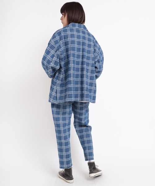 RNA(アールエヌエー)の「R3889 デニムチェックジャガードパンツ(デニムパンツ・レディース・インディゴブルー/ブラック・MEDIUM)」の21枚目の写真