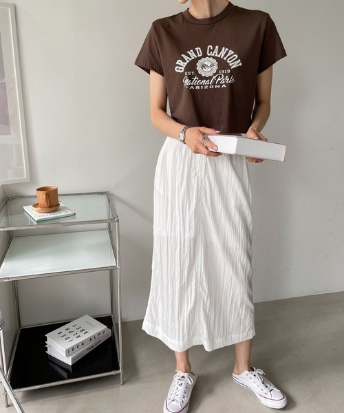 me+em select（ミームセレクト）の「ショート丈カレッジロゴTシャツ（Tシャツ/カットソー・レディース・アイボリー/ブラウン/ブラック/グレー・FREE）」の22枚目の写真