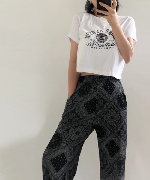 me+em select（ミームセレクト）の「ショート丈カレッジロゴTシャツ（Tシャツ/カットソー・レディース・アイボリー/ブラウン/ブラック/グレー・FREE）」の5枚目の写真