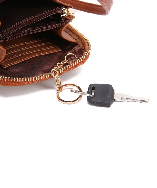 jouetie(ジュエティ)の「【jouetie/ジュエティ】スマホミニウォレットマルチショルダーバッグ(ショルダーバッグ・レディース・ダークグリーン/ラベンダー/オリーブ/ワイン/ネイビー/ベージュ系その他/ブラック/アイボリー/ブラウン/キャメル/シルバー/ゴールド/ピンク・FREE)」の16枚目の写真