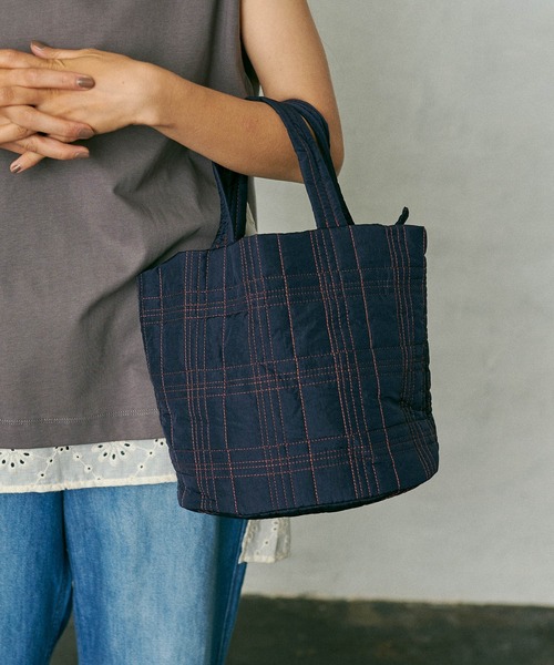 PUAL CE CIN（ピュアルセシン）の「ＱＵＩＬＴＩＮＧ　ＣＨＥＣＫ　ＴＯＴＥ（ショルダーバッグ・レディース・ネイビー/ベージュ/グレー/ブルー・FREE）」の13枚目の写真