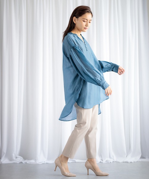ENNEA(エンネア)の「【2021AW・手洗いできる】ソフトオーガンジーロングブラウス(シャツ/ブラウス・レディース・ブラック/ベージュ/ブルー・38)」の14枚目の写真