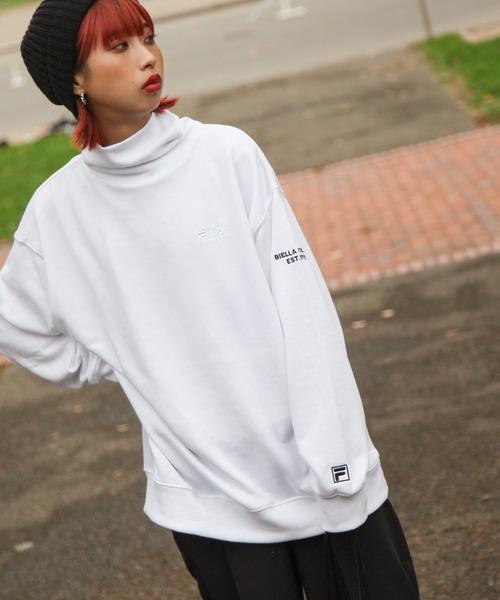 FILA（フィラ）の「【FILA】 ハイネックプルオーバー（スウェット・レディース・ホワイト/ブラック/ベージュ・MEDIUM/LARGE/X-LARGE）」の5枚目の写真