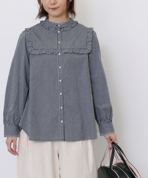 POU DOU DOU(プードゥドゥ)の「スクエアヨークフリル長袖ブラウス(シャツ/ブラウス・レディース・ブラック/ネイビー/アイボリー/ミント・3)」の3枚目の写真