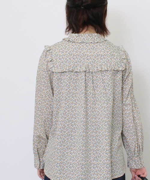 POU DOU DOU(プードゥドゥ)の「スクエアヨークフリル長袖ブラウス(シャツ/ブラウス・レディース・ブラック/ネイビー/アイボリー/ミント・3)」の9枚目の写真