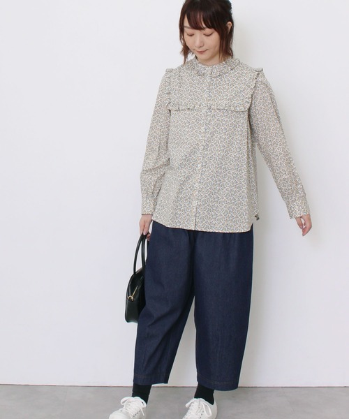 POU DOU DOU(プードゥドゥ)の「スクエアヨークフリル長袖ブラウス(シャツ/ブラウス・レディース・ブラック/ネイビー/アイボリー/ミント・3)」の13枚目の写真