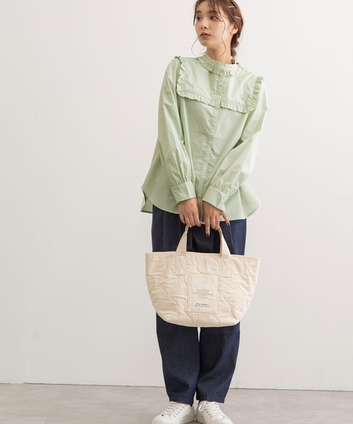 POU DOU DOU(プードゥドゥ)の「スクエアヨークフリル長袖ブラウス(シャツ/ブラウス・レディース・ブラック/ネイビー/アイボリー/ミント・3)」の18枚目の写真