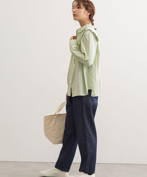 POU DOU DOU(プードゥドゥ)の「スクエアヨークフリル長袖ブラウス(シャツ/ブラウス・レディース・ブラック/ネイビー/アイボリー/ミント・3)」の19枚目の写真