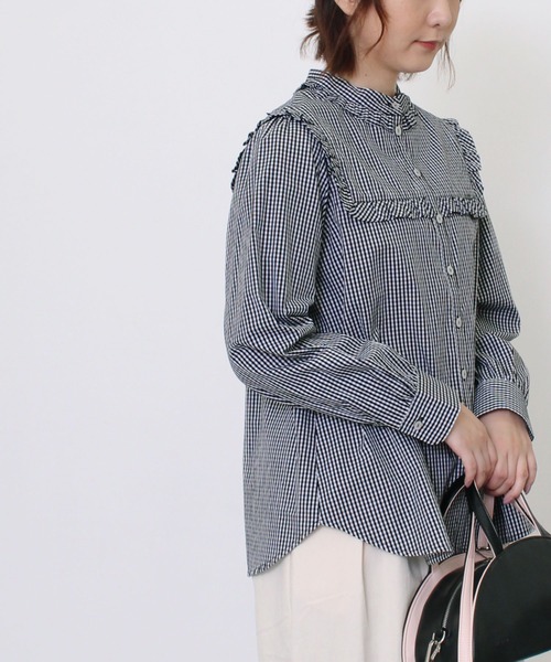 POU DOU DOU(プードゥドゥ)の「スクエアヨークフリル長袖ブラウス(シャツ/ブラウス・レディース・ブラック/ネイビー/アイボリー/ミント・3)」の22枚目の写真