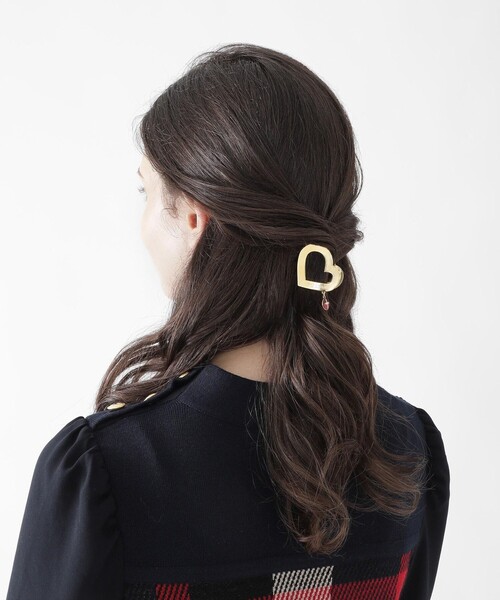 BLUE LABEL CRESTBRIDGE（ブルーレーベルクレストブリッジ）の「ハートモチーフバンスクリップ（バレッタ/ヘアクリップ・レディース・ブロンズ・FREE）」の5枚目の写真