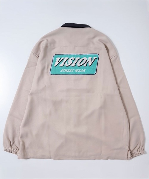 VISION STREET WEAR(ヴィジョンストリートウェア)の「VISION STREET WEAR プレートロゴ刺繍シャツ(シャツ/ブラウス・メンズ・グレイッシュブルー/アイボリー/チャコールグレー・LL/M/L)」の4枚目の写真