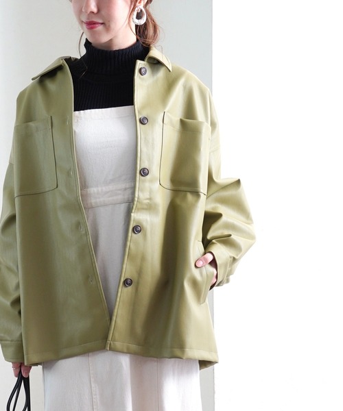 Fizz(フィズ)の「【Fizz/フィズ】 ビッグシルエット フェイクレザーシャツジャケット(その他アウター・レディース・ブラック/ベージュ/グリーン・FREE)」の4枚目の写真