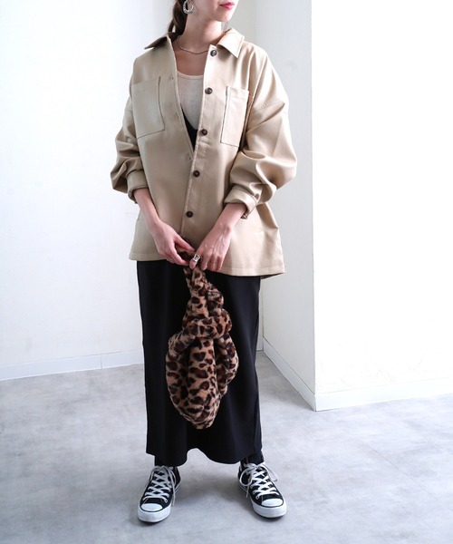 Fizz(フィズ)の「【Fizz/フィズ】 ビッグシルエット フェイクレザーシャツジャケット(その他アウター・レディース・ブラック/ベージュ/グリーン・FREE)」の9枚目の写真