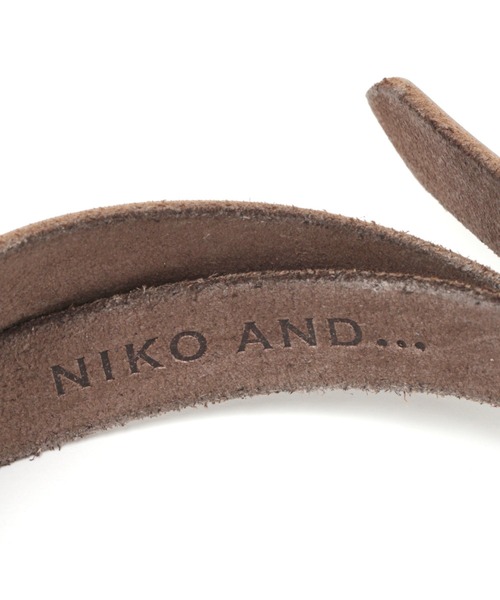 niko and...（ニコアンド）の「ナローレザーベルト（ベルト・メンズ・ブラック/ベージュ・FREE）」の7枚目の写真