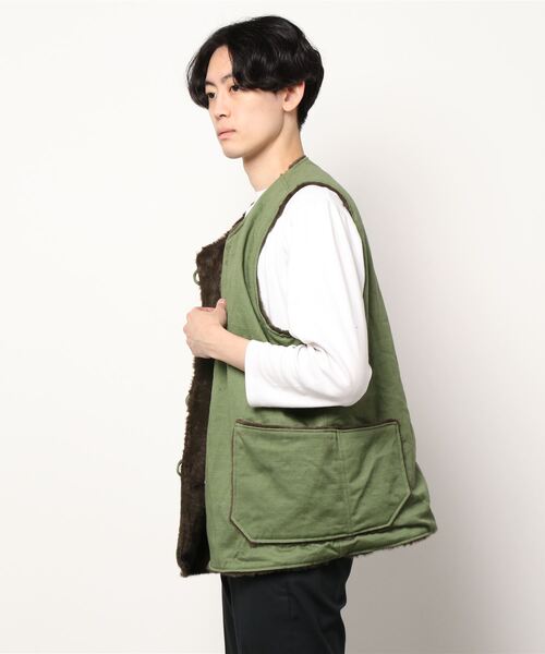 SPINNS（スピンズ）の「リバーシブル ファーベスト（ベスト・メンズ・ダークブラウン/キャメル/ブラック/カーキ・ONESIZE）」の5枚目の写真