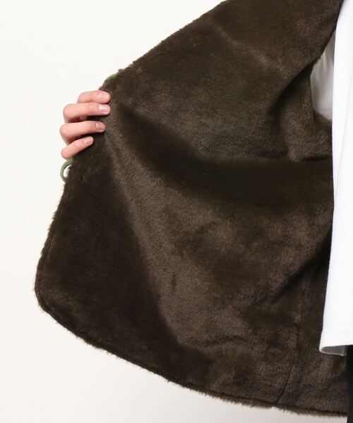 SPINNS（スピンズ）の「リバーシブル ファーベスト（ベスト・メンズ・ダークブラウン/キャメル/ブラック/カーキ・ONESIZE）」の6枚目の写真