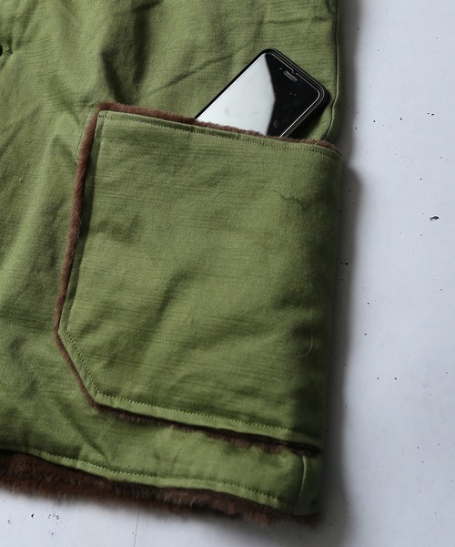 SPINNS（スピンズ）の「リバーシブル ファーベスト（ベスト・メンズ・ダークブラウン/キャメル/ブラック/カーキ・ONESIZE）」の18枚目の写真