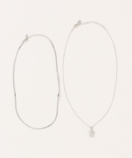 LOWRYS FARM(ローリーズファーム)の「プレート2SETネックレス 257119(ネックレス・レディース・シルバー/ゴールド/その他/キャメル/グレー系その他/ライトグレー/ベージュ・FREE)」の2枚目の写真