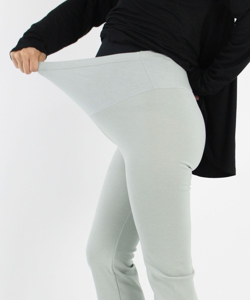 CHOCOA(チョコア)の「美脚ストレートマタニティレギンスパンツ(マタニティウェア/グッズ・レディース・ホワイト/ライトグレー/ブラック/グレー・FREE)」の11枚目の写真