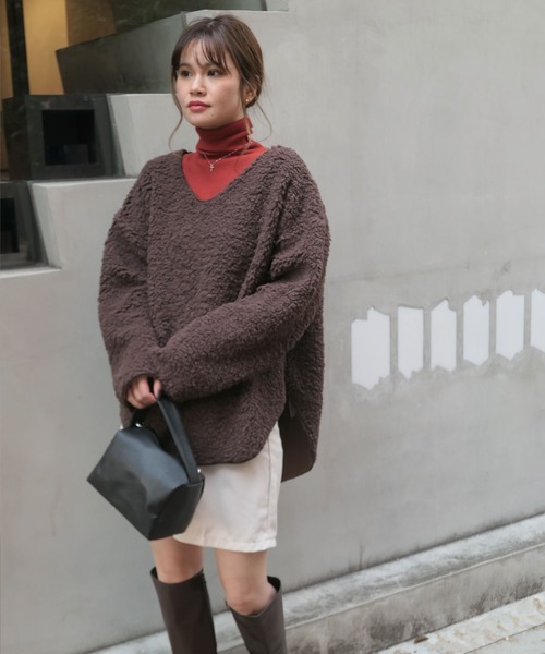 CORNERS（コーナーズ）の「ルーズシルエットもこもこボアトップス（ニット/セーター・レディース・アイボリー/ブラック/ブラウン/グリーン/ブルー/パープル/ベージュ・M）」の10枚目の写真