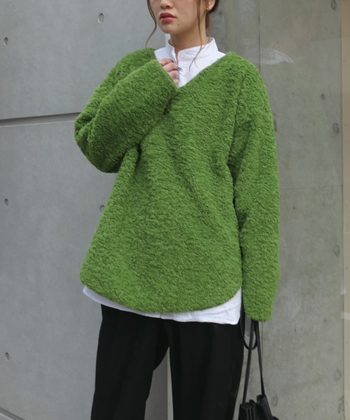 CORNERS（コーナーズ）の「ルーズシルエットもこもこボアトップス（ニット/セーター・レディース・アイボリー/ブラック/ブラウン/グリーン/ブルー/パープル/ベージュ・M）」の22枚目の写真