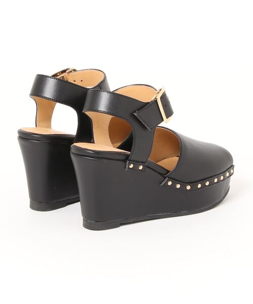 To b. by agnes b.(トゥービーバイアニエスベー)の「WF23 CHAUSSURES プラットフォームサンダル(サンダル・レディース・ブラック・SMALL/MEDIUM)」の2枚目の写真