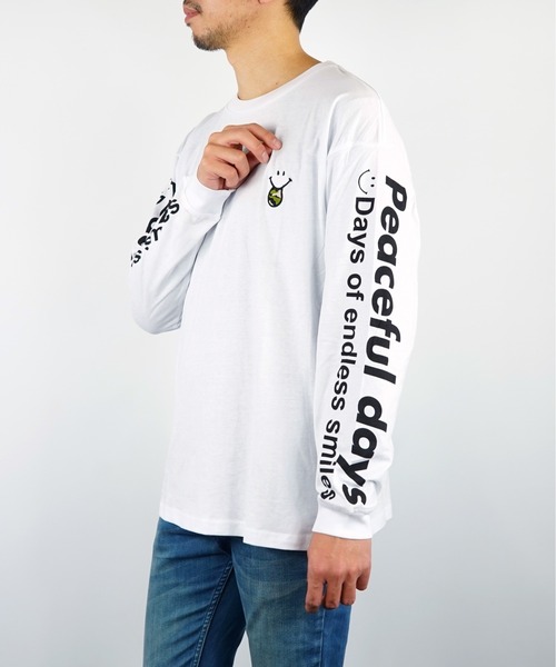 Burner(バーナー)の「【GROOVY STORE】ワイド ロンT ワンポイント 刺繍 スマイル 袖 ロゴ 長袖T(Tシャツ/カットソー・メンズ・ネイビー/ブラック/カーキ/ホワイト・LL/M/L)」の7枚目の写真
