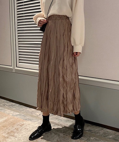 urge：（アージコロン ）の「【URGE：】しわ プリーツ加工　フレア　スカート（スカート・レディース・ブラック/ホワイト/ベージュ・MEDIUM/LARGE/SMALL）」の8枚目の写真