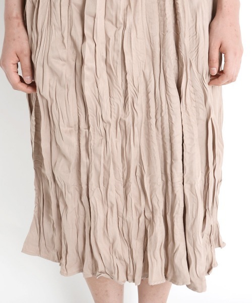 urge：（アージコロン ）の「【URGE：】しわ プリーツ加工　フレア　スカート（スカート・レディース・ブラック/ホワイト/ベージュ・MEDIUM/LARGE/SMALL）」の18枚目の写真