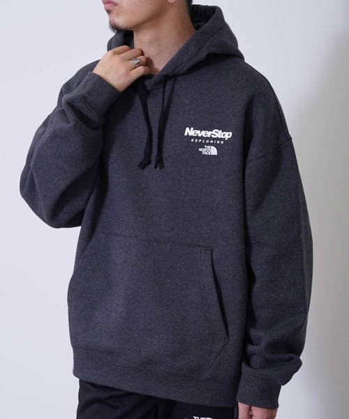 THE NORTH FACE（ザノースフェイス）の「THE NORTH FACE(ザ・ノース・フェイス) NSE プルパーカー（パーカー・メンズ・チャコール・S/M/L/XL）」の3枚目の写真