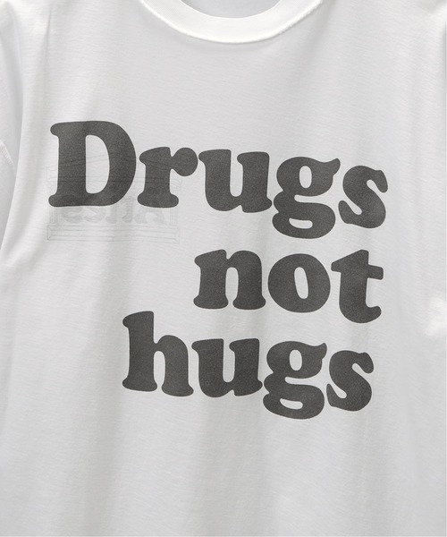 ARIES（アリーズ）の「【ARIES / アリーズ】DRUGS NOT HUGS SS TEE（Tシャツ/カットソー・メンズ・ホワイト・SMALL/MEDIUM/LARGE/X-LARGE）」の10枚目の写真