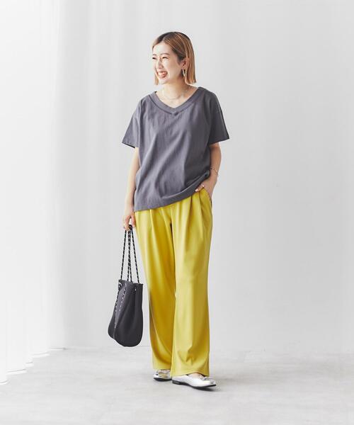 coen（コーエン）の「［UVカット機能付き］USAコットンVネックTシャツ#（Tシャツ/カットソー・レディース・ブラック/ライトピンク/ホワイト/ターコイズブルー/オリーブ/ダークグレー・L/M）」の8枚目の写真