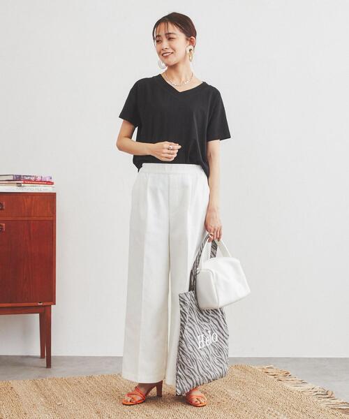 coen（コーエン）の「［UVカット機能付き］USAコットンVネックTシャツ#（Tシャツ/カットソー・レディース・ホワイト/ライトピンク/ブラック/ターコイズブルー/ダークグレー/オリーブ・M/L）」の9枚目の写真