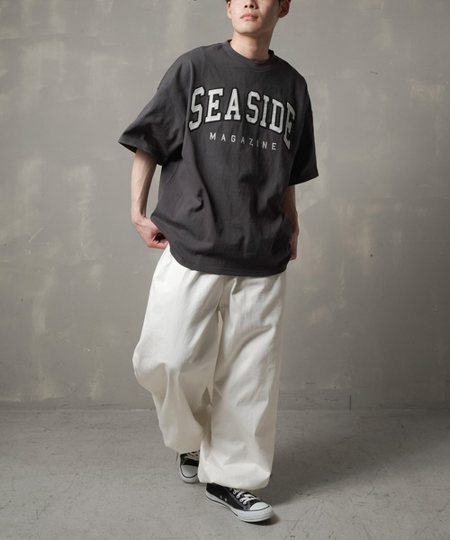 SPINNS(スピンズ)の「【ビッグシルエット】SEASIDEカレッジロゴTシャツ(Tシャツ/カットソー・メンズ・ホワイト/ピンク/グリーン/ダークブルー/スミクロ/オレンジ・ONESIZE)」の22枚目の写真