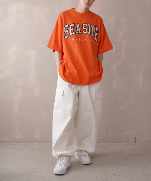 SPINNS(スピンズ)の「【ビッグシルエット】SEASIDEカレッジロゴTシャツ(Tシャツ/カットソー・メンズ・ホワイト/ピンク/グリーン/ダークブルー/スミクロ/オレンジ・ONESIZE)」の20枚目の写真