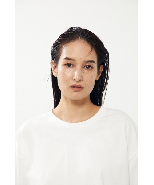 BLACK BY MOUSSY(ブラックバイマウジー)の「wide sleeve t-shirt(ワイドスリーブTシャツ)(Tシャツ/カットソー・レディース・ホワイト/ベージュ/ライトグリーン/レッド/ブラック・FREE)」の16枚目の写真