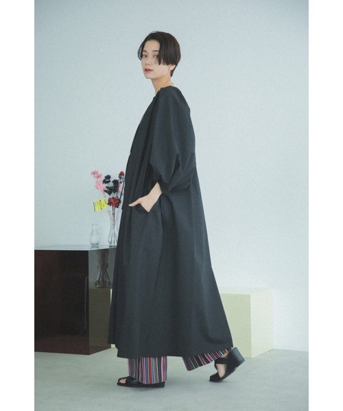 mag.by c(マグバイシー)の「(mag.by c)ボリュームスリーブワンピース(ワンピース・レディース・ブラック/グリーン/オレンジ・ONE SIZE)」の5枚目の写真