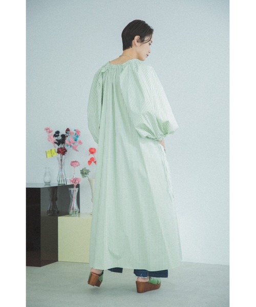 mag.by c(マグバイシー)の「(mag.by c)ボリュームスリーブワンピース(ワンピース・レディース・ブラック/グリーン/オレンジ・ONE SIZE)」の7枚目の写真