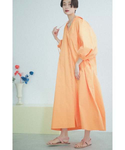 mag.by c(マグバイシー)の「(mag.by c)ボリュームスリーブワンピース(ワンピース・レディース・ブラック/グリーン/オレンジ・ONE SIZE)」の21枚目の写真