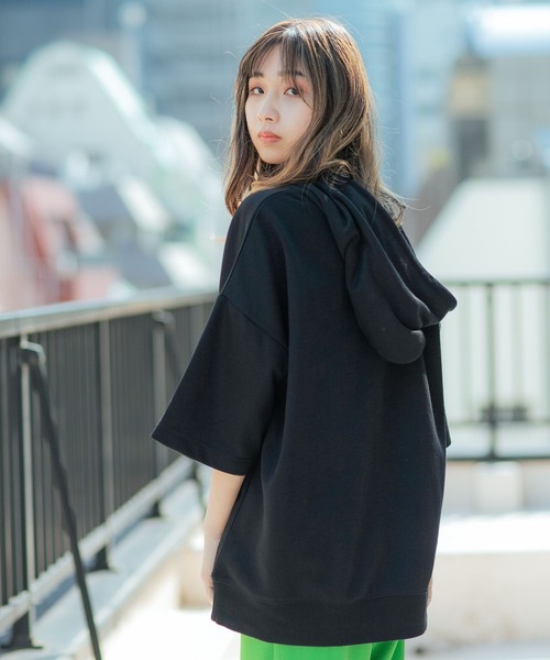 PBLIM(ページボーイリム)の「【PAGEBOYLIM】リッタイロゴフーディ(パーカー・レディース・ブラック/グレー・MEDIUM/LARGE)」の17枚目の写真