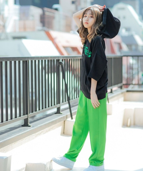 PBLIM(ページボーイリム)の「【PAGEBOYLIM】リッタイロゴフーディ(パーカー・レディース・ブラック/グレー・MEDIUM/LARGE)」の18枚目の写真