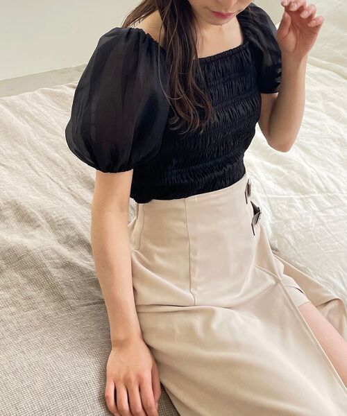 MAJESTIC LEGON(マジェスティックレゴン)の「エアリーシャーリングブラウス(シャツ/ブラウス・レディース・ブルー系その他2/ブラック/ホワイト系その他2・MEDIUM)」の3枚目の写真