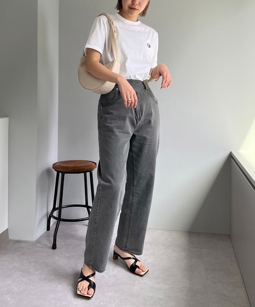 CAPRICIEUX LE'MAGE(カプリシューレマージュ)の「【FRED PERRY/フレッドペリー】ワンポイントTシャツ(Tシャツ/カットソー・レディース・ホワイト/ブラック・SMALL)」の21枚目の写真