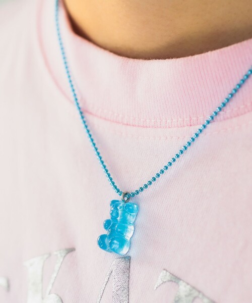 Ray BEAMS（レイビームス）の「カラーボール チャーム クマ ネックレス（ネックレス・レディース・ミント/レッド/ピンク/ライトブルー/オレンジ/パープル/イエロー・ONE SIZE）」の2枚目の写真