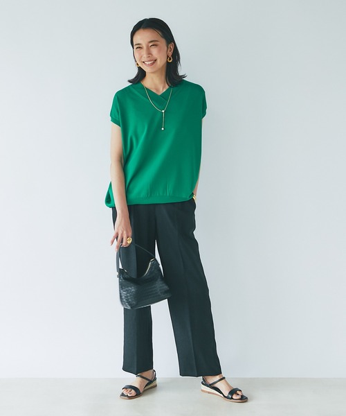 RIVE DROITE(リヴドロワ)の「クールタッチUVVネックワイドニット(ニット/セーター・レディース・ブラック/オフホワイト/グリーン/キャメル・FREE)」の19枚目の写真