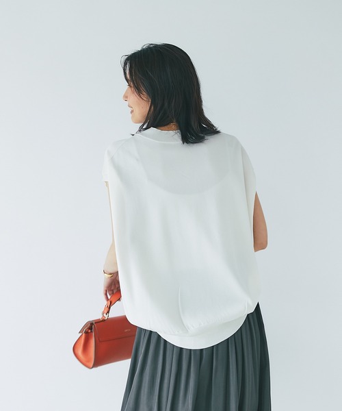 RIVE DROITE(リヴドロワ)の「クールタッチUVVネックワイドニット(ニット/セーター・レディース・ブラック/オフホワイト/グリーン/キャメル・FREE)」の14枚目の写真